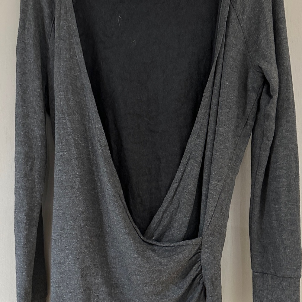 Athleta Gray Wrap Front Hooded Top Long Sleeve Athleisure Lightweight - Picture 3 of 6